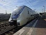 Zum ersten Mal seit langer Zeit ist der RE 44 Fossa-Emscher-Express wieder unterwegs, bis Juli mit einem Talent 2 von National Express. Dieses Foto wurde am 18.04.2026 am Bottrop Hbf aufgenommen.