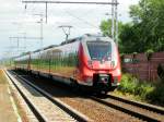 442 633 ist am 13.06.2014 Teil der RB14 nach Berlin-Schönefeld. Der Zug hat gerade den Bhf. Berlin-Karlshorst verlassen.  