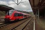 442 275 von DB Regio als RB 59353 steht am 11.03.15 im Bhf. von Probstzella zur weiteerfahrt nach Bamberg.