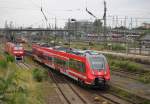 442 150-9 beim Rangieren im Dresdener Hbf links steht schon die Ablsung aus NRW fr die S-Bahn Dresden.11.07.2015