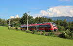 Im Abendlicht ist 442 010 der Werdenfelsbahn als RB Oberammergau - Murnau bei Seeleiten-Berggeist unterwergs.