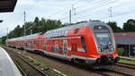 DB Regio Nordost mit dem RE5 nach Falkenberg (Elster) mit  445 005  Berliner Außenring Höhe Mühlenbeck/Mönchmühle am 10.08.21 