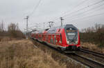 445 008 am 07.01.2023 als RE5 nach Berlin Südkreuz in Sildemow bei Rostock.