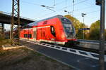 Bei der Anfahrt in Heddesheim/Hirschberg geriet mir als Fhrungsfahrzeug der Twindexx 446 040 als RB 68 nach Mannheim Hbf vor die Linse, gestartet ist der Zug in Frankfurt am Main Hbf.