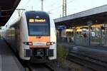 HAMM, 31.08.2022, 462 047 der Bahngesellschaft National Express im noch relativ neuen RRX-Design als RE 11 (Nordrhein-Westfalen) im Bahnhof Hamm(Westf) Hbf