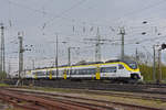 Siemens Mireo 463 522-3 verlässt den badischen Bahnhof.