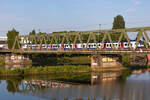 NWB Nordwestbahn Br 428 auf der Weserbrücke in Bremen.