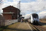1442 165 als RB 16477 nach Falkenberg im Bahnhof Elbe (Elster) am 15.03.2023.