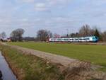 EuroBahn Flirt als RB61 Bielefeld - Hengelo in Hummeldorf zwischen Rheine und Salzbergen, 12.03.2022