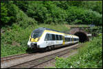 Am 14.06.2026 kommt der ET 3442 711 aus dem Hasenbergtunnel in Stg.-Heslach.