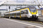Mex18 bei der Einfahrt in Heilbronn Hauptbahnhof! 
Zug: BR442/Talent2 
Von: Heilbronn Hauptbahnhof 
Bis: Tübingen Hauptbahnhof 
Über: Bietigheim-Bissingen, Ludwigsburg, Stuttgart Hbf
Aufnahmedatum: 19.4.2023