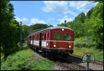 Ikone des Stuttgarter Vorortverkehrs - ET 65 005: Nach rund 11 Jahren Stillstand kehrte am 14. Juni 2026 ein echter Veteran schw�bischer Eisenbahn – der Elektrotriebwagen 465 005-7, genannt der „Rote Heuler“ – in Stuttgart auf die Gleise zur�ck. Der historische ET 65 nahm nach abgeschlossener Revision den Betrieb in der baden-w�rttembergischen Landeshauptstadt wieder auf und verkehrte insgesamt sieben Mal vom Hauptbahnhof �ber die Panoramabahn nach Stuttgart-Vaihingen und zur�ck. Hier taucht der ET gleich in den Hasenbergtunnel in Stg.-Heslach ein.