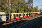 S-Bahn Berlin 484 001 in Wuppertal, Oktober 2018.