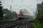 Andere trauen sich bei dem Wetter nicht einmal den Hund rauszulassen. EC 113 auf dem Weg in die Heimat... (Hhe Zwingenberg, Bergstrae; Mai 2009).