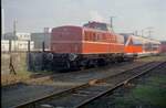 Die V 80 002 stand noch vor dem Lokschuppenbrand in Gostenhof 2002 auf dem Dampfloktreffen Dresden 