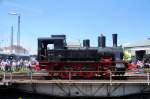 Fahrzeugparade in N�rdlingen zum 40-J�hrigen: Die schon aufgearbeitete Seite mit kompletten Fahrwerk von 89 873 im Lokportrait.