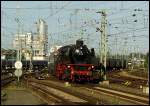 41 018 vor der wundersch�nen N�rnberger Skyline am 21.08.2010 im Hbf.
