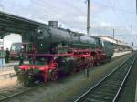 W�hrend E10 1239 die TEE-Wagen schon aufs Abstellgleis zieht, posiert die BR 31 360 noch etwas f�r die Fotografen.