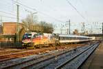 182 560  25 Jahre Wiedervereinigung  Mauerfall Taurus mit RB40 Ersatzzug bei der Einfahrt in Hagen Hbf, Februar 2022.