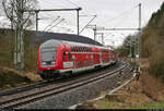 DBpbzfa 763.0 (50 80 86-35 038-8 D-DB) ist mit Schublok 111 121-0 im  Anflug  auf den Bahnhof Altenbeken.