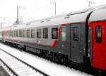 Russian Railways 622086-91252-5 WLSRmee im EN 452  TRANSEUROPEAN EXPRESS  von Moskva Belorusskaja nach Paris Est, am 20.12.2011 in Frankfurt (M) Süd.