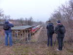 Durch den besonderen Fahrzeugeinsatz bei den  Lückenfüllerzügen  der EBS auf der Pfefferminzbahn sind dort derzeit besonders viele Eisenbahnfotografen zugegen; 12.01.2018 in