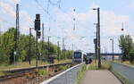 Am 19.06.2026 verkehrte ein RE10 (74845) von Magdeburg Hbf nach Erfurt Hbf mal wieder nur mit einem, statt zwei, Triebwagen. Beim Halt in Erfurt Ost hatte das zur Folge, dass nicht alle die einsteigen wollten auch mitgenommen werden konnten. 2 Personen mu�ten sich am Ende eine Alternative suchen.
