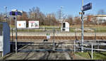VDE 8 Komplexmaßnahme Halle Rosengarten–Angersdorf  ▶ Standort: Bahnhof Halle Südstadt    Abgesperrter S-Bahnsteig mit Hinweis auf den Ausfall der S7 bis zum 11.