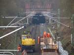 Gleisarbeiten vor dem Gemmenicher Tunnel, die beiden lezten Weichen auf deutscher Seite men ausgetauscht werden.