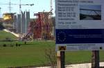 Die sich im Bau befindliche Unstruttalbrcke fr die zuknftige ICE Trasse Erfurt - Halle/Leipzig bei Wetzendorf im Burgenlandkreis; 19.03.2009 
