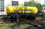 Auch ein Bierwagen, den man so heute garnicht mehr sieht, fand seinen Weg in den Bahnpark Augsburg. Ein ehemals bei der Deutschen Reichsbahn eingestellter, 130 hl fassender  Kesselwagen  der Brauerei  Ustersbacher  auf dem Freigelnde im Bahnpark neben dem Eingang.