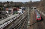 Eine weitere Brücke für den Baustellenverkehr -    Nahe dem Pragtunnel entsteht ein Brückenbauwerk über die Verbindungskurve von Feuerbach zur Gäubahn (Güterverkehr).