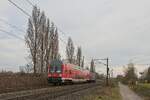 143 326-7 schiebt den WFL-Steuerwagen auf der Linie RB 46 durch Herne-Holsterhausen (12.03.2022)