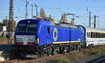 PKP Intercity spółka z o.o., Warszawa [D] mit der nagelneuen blauen Beacon Rail Capital Europe Vectron  X4 E - 639  [NVR-Nummer: 91 80 6193 639-2 D-DISPO] mit dem EC46 aus Warschau nach