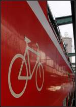 Fahrradabteil -     Kleine Impression vom Gleis 16 des Stuttgarter Hauptbahnhofes.