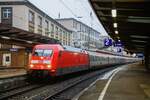 DB 101 065-1 mit IC119 in Wuppertal Hbf, Februar 2023.