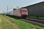 IC 1914 von Köln Hbf nach Berlin Ostbahnhof kommt hier von der 101 028-9 bei Allerheiligen gen Duisburg gefahren.