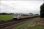 Steuerwagen vorraus ist der InterCity 2293, Saarbrcken Hbf - Salzburg Hbf, bei Vogl unterwegs.