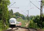 IC 2103 (Basel SBB-Nrnberg Hbf) mit Schublok 101 055-2 bei Istein 2.6.10