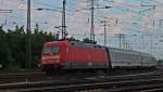 Am 08.06.2013 schob 101 061-0 einen IC durch die Kurve von Koblenz-Ltzel gen Urmitz.