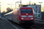 101 021-4 mit IC 2406 nach Schwerin Hbf.