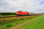 101 015-6 mit IC 2383 von Berlin Hbf (tief) nach Leipzig Hbf. Am 21.08.2016 bei Zschortau.
