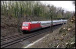 DB 101091-7 ist hier am 14.4.2019 um 18.17 Uhr am Ortsrand von Hasbergen mit einem Intercity in Richtung Münster unterwegs.
