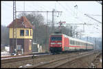 DB 101046-1 passiert hier am 5.3.2005 mit einem Intercity aus Berlin nach Bad Bentheim das östliche Stellwerk des ehemaligen Bahnhof Velpe in Westerkappeln.