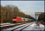 Am 3.12.2005 war der Bahnhof Natrup Hagen mit einer ersten dünnen Schneedecke des Winters versehen, als 101106 mit ihrem Intercity in Richtung Münster über die Rollbahn kam.