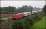 DB 101130-3 kommt hier am 13.10.2007 u8m 10.18 Uhr mit einem Intercity in Richtung MÜnster über die Rollbahn in Hasbergen.