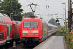 DB 101 066-9 schiebt IC 2004 nach Emden in Recklinghausen-Süd 14.7.2020