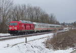 DB 245 024 mit dem IC 2535 von Eisenach nach Gera Hbf, am 08.01.2021 in Oberweimar.