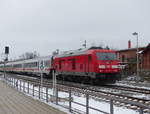 DB 245 026 als Schlusslok am IC 2535 von Eisenach nach Gera Hbf, am 08.01.2021 in Oberweimar. Wegen Bauarbeiten verkehrte der IC anstatt von Köln Hbf nur innerhalb von Thüringen im Sandwichbetrieb. Vorn an Zug war die DB 245 024.
