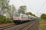 146 555-8 zieht den Intercity 2046 nach Köln durch Nordbögge (29.04.2022)